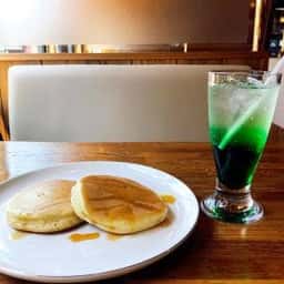 カフェ モントリオール