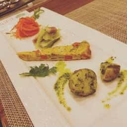 創作料理&雑貨 木曾川はなれ