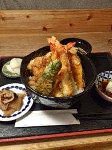 ごはんとてんぷら ひねもすのたり