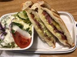 パーラー コイズミ