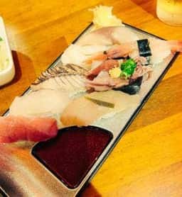 餃子と焼きそば まるき 上大岡燦々横丁店