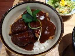 焼肉しゃぶしゃぶシャンボール