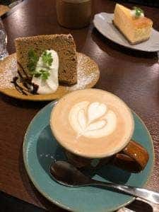 Cafe the usual
