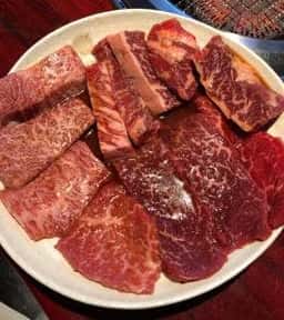 焼肉 琉璃