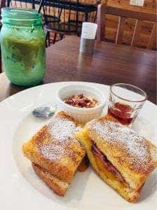 CaféDowney 日赤店