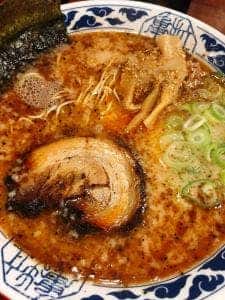 九州ラーメン亀王 名谷店