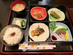 くぬぎばやし