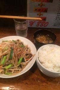 龍盛餃子館 小伝馬町店