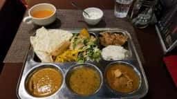 多国籍肉酒場 赤坂 LA DHAKA