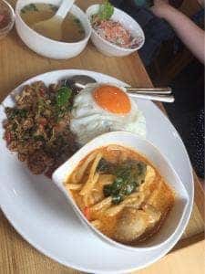 トムヤンクン タイ料理レストラン