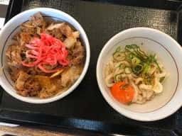 なか卯 越谷七左町店