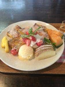 カフェ ナズナ