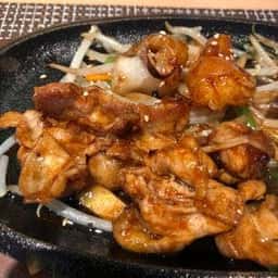 鉄板焼き 博多 天神ホルモン 神戸umieモザイク店