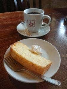 カフェ ヨシノ 国府宮店