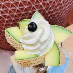 まつもとフルーツ&トレピーニ ザザ店