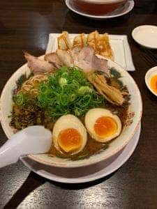 豪堅ラーメン