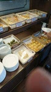 フォルクス 名島店