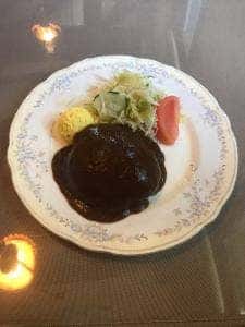 ダイニング ララミー