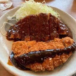 矢場とん 三越ラシック店