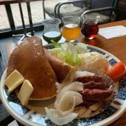 コリント 朝日店