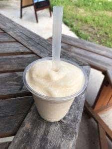 八旗農園 桃直売所