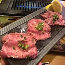 和牛スタジアム 焼肉しまにく 新宿店