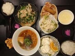 中華料理 サンサンチャイナ