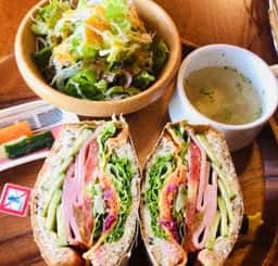 Revival cafe
