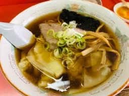 梅三容