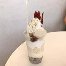 Gelateria WHITE ジェラテリア ホワイト