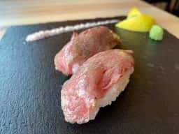 和牛炙り寿司 厳選10種類 食べ飲み放題 肉バル ミート吉田 静岡駅前店