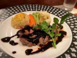 マンハッタングリル山王座