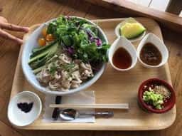 岡井商店 八百屋カフェOkai