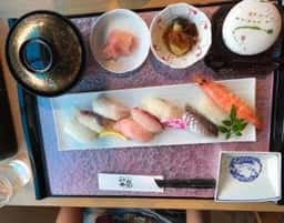 海のレストラン 笑魚