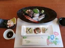 神風楼 食事室