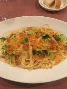 トラットリア・タルトゥーカ