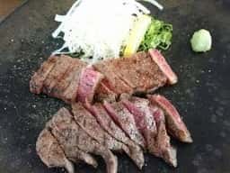 神戸牛炭火ステーキ・逸品 寅松の肉たらし