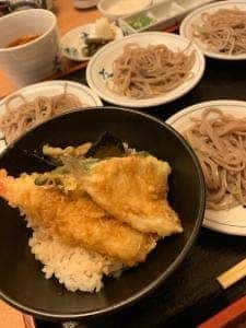 文楽 皿そば 砥堀店