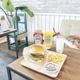 THE BRICKS CAFE