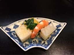 貴与次郎