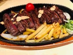 喰人 イートマン 東通り店