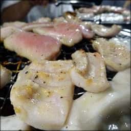 塩ホルモン 周吾