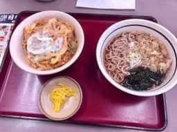 山田うどん 日高インター店