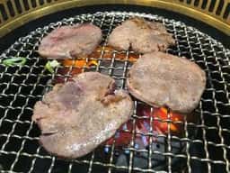 黒毛和牛 焼肉食べ放題 牛丸 新橋本店
