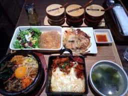 韓美膳 マークイズ福岡ももち店