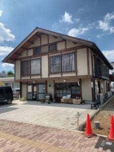 アンティークガレージカフェ さとや