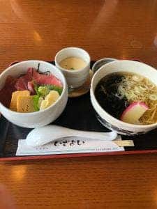 お食事処 いざよい