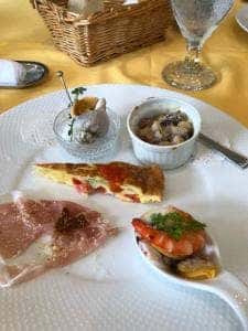 オステリア シャーラ