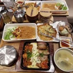 韓美膳 マークイズ福岡ももち店