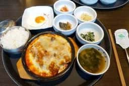 韓国料理 benibeni 南森町店